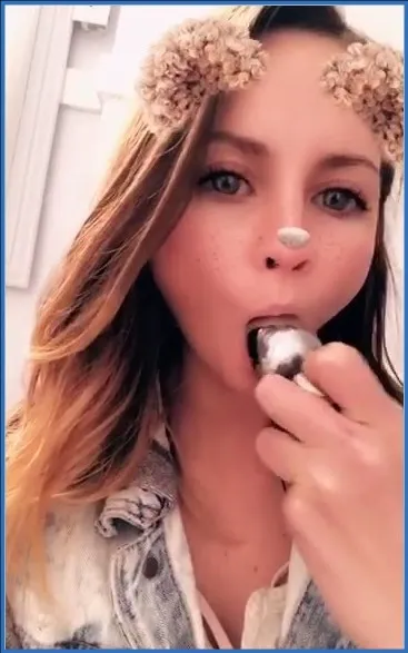 LilbuttLex slikker buttpluggen blank etter anal - scat video