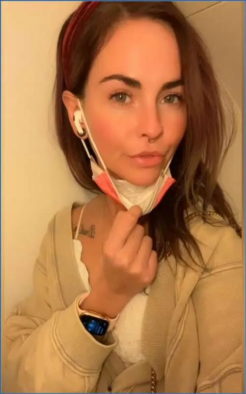 LilbuttLex driver på hemlig på flyplassen og flyet - scat video