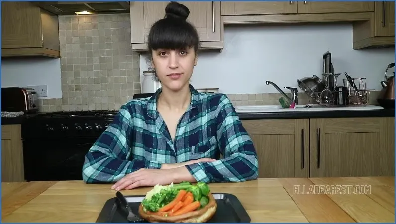 Ella Dearest serverer hennes drøftige søndagsmiddag med kaviar - scat video