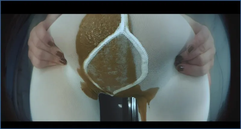 Sweet Betty Parlour smører strømpebuksen sin full av kaviar - scat video