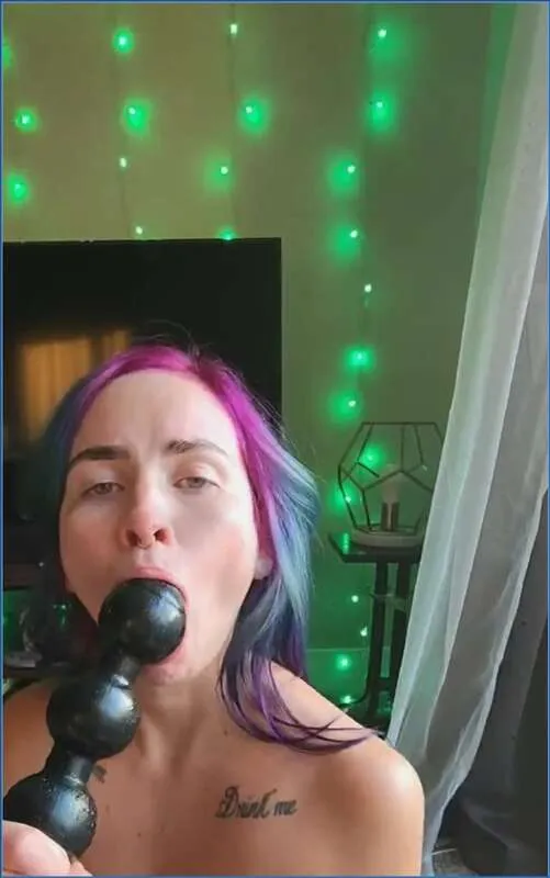 LilbuttLex i skitten tauvriking med kaviar og anallek - scat video